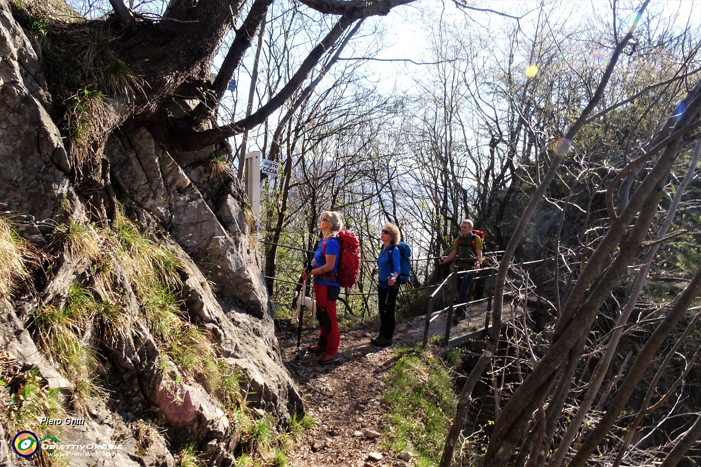 23 Ponte degli Spagnoli al Passo del Pertus (1193 m).JPG